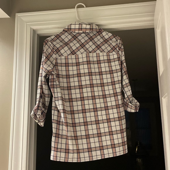 Ascend Roll-Sleeve Tech Plaid Shirt for Ladies - Picture 2 of 3